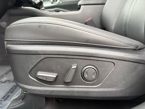 Used 2025 Kia Sorento EX image 10