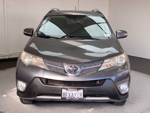 Used 2015 Toyota RAV4 XLE image 8