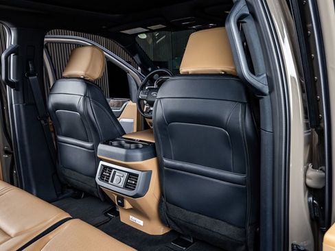 Used 2026 Ford F450 Lariat image 30