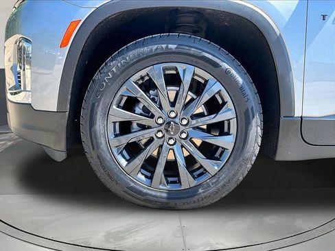 Used 2023 Chevrolet Traverse RS w/ LPO, Floor Liner Package AWD/4WD image 36