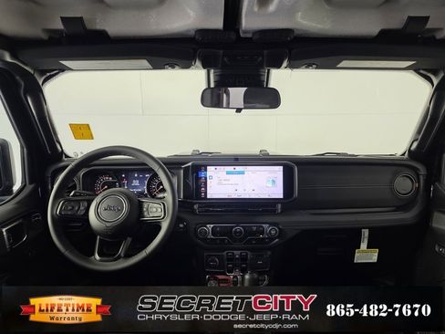 New 2025 Jeep Gladiator Mojave image 29