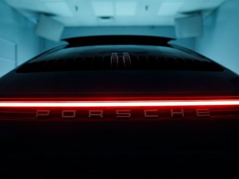 Used 2020 Porsche 911 Carrera image 38