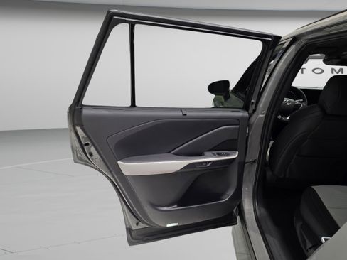 New 2026 Lexus TX 500h AWD image 26