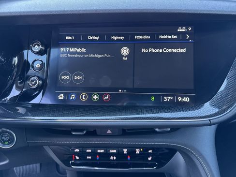 Used 2022 Buick Envision Preferred image 13