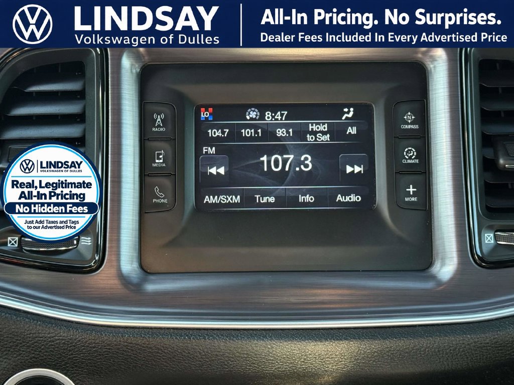 Used 2015 Dodge Challenger SXT RWD image 12