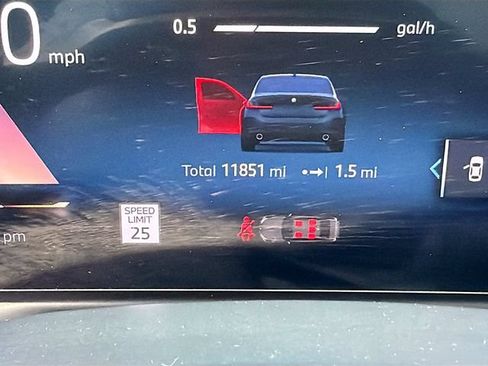 Used 2025 BMW 330i Sedan RWD image 41