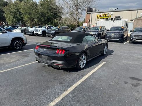 Used 2024 Ford Mustang GT Premium image 8