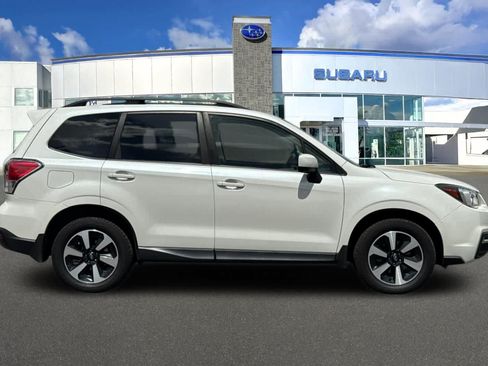 Used 2018 Subaru Forester 2.5i Premium AWD/4WD image 6