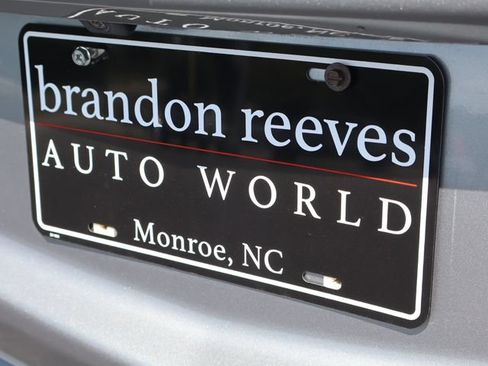 Used 2023 Chevrolet Equinox LS FWD image 46
