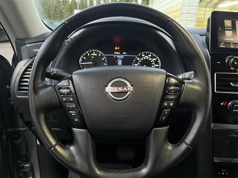 Used 2022 Nissan Armada SV image 21