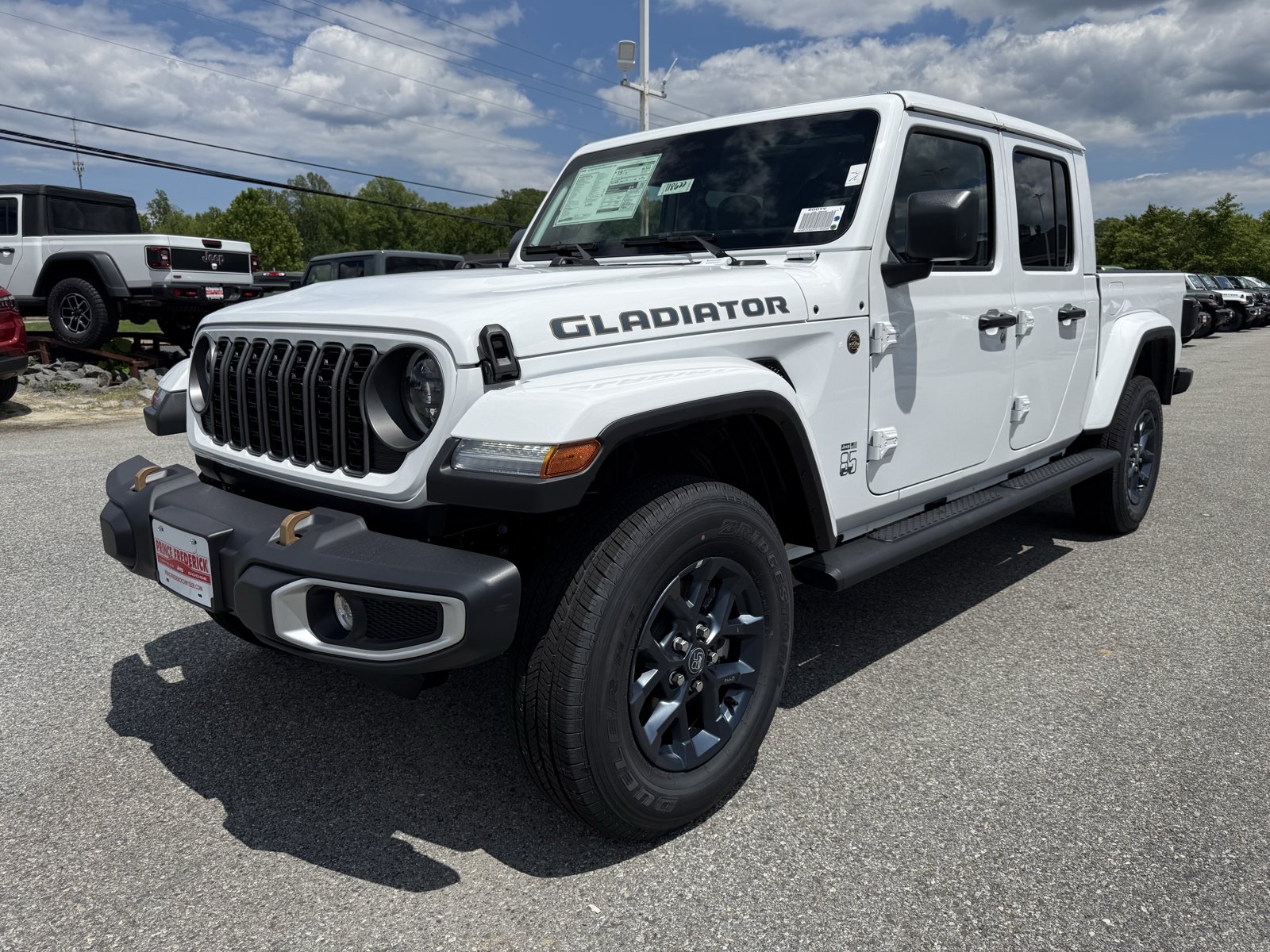 New 2026 Jeep Gladiator Sport AWD/4WD image 9