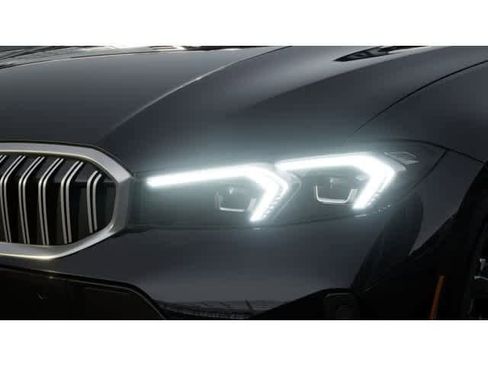 New 2026 BMW 330i Sedan w/ M Sport Package image 6