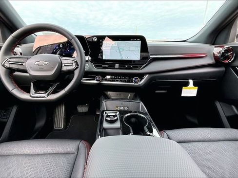 New 2026 Chevrolet Equinox RS image 11