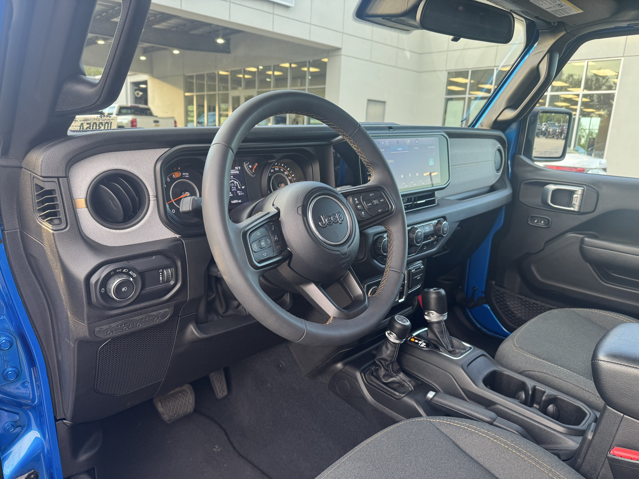 Used 2024 Jeep Wrangler Unlimited Sport AWD/4WD image 11