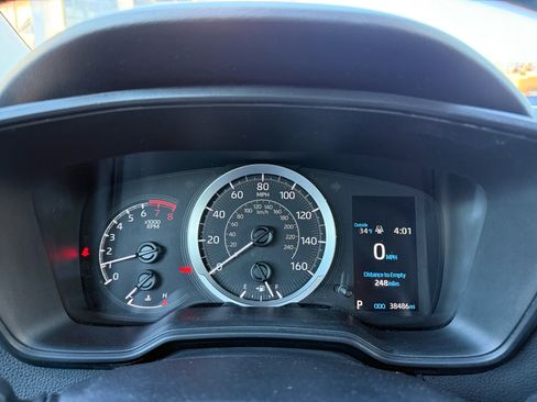 Used 2022 Toyota Corolla LE image 10