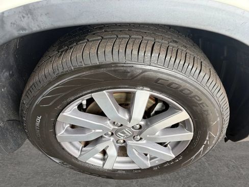 Used 2019 Honda Pilot EX image 40