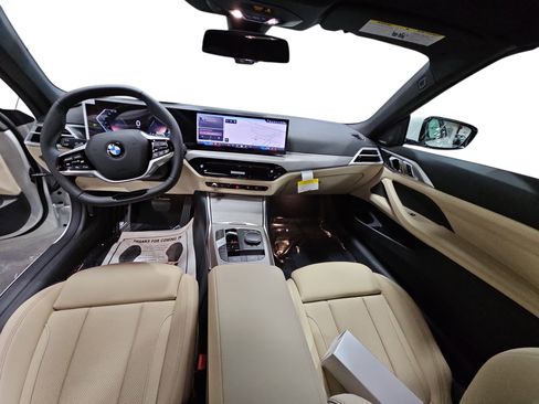 New 2026 BMW 430i Convertible image 9