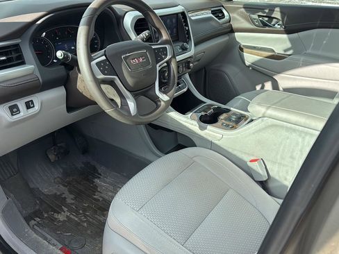 Used 2023 GMC Acadia SLE w/ Driver Convenience Package image 13
