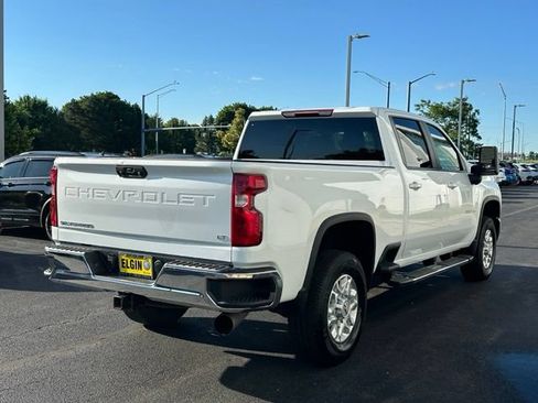 Used 2025 Chevrolet Silverado 2500 LT AWD/4WD image 3