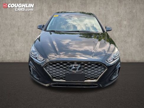 Used 2019 Hyundai Sonata Limited FWD image 2