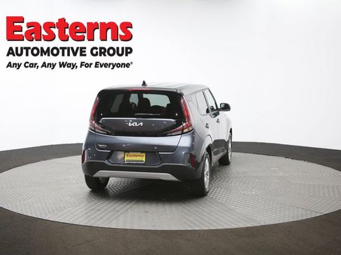 Used 2023 Kia Soul LX w/ LX Technology Package FWD image 38