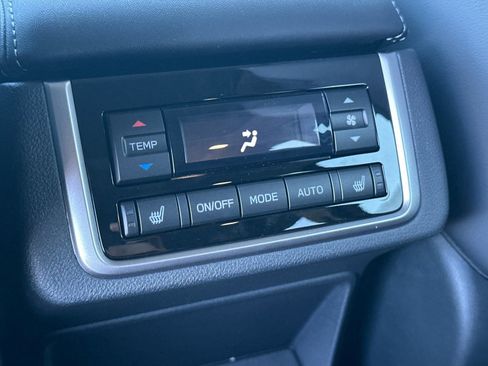 New 2026 Subaru Ascent Limited image 14