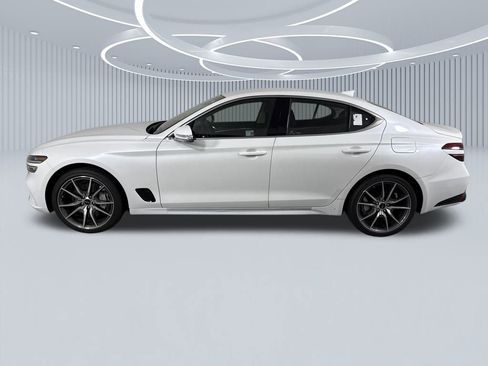 New 2025 Genesis G70 2.5T image 8