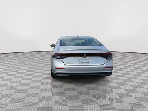 Used 2025 Honda Accord LX image 7