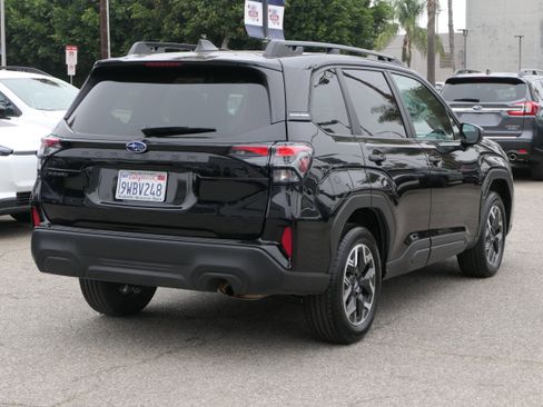 Certified 2026 Subaru Forester Premium AWD/4WD image 6
