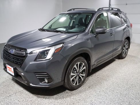 Used 2023 Subaru Forester Limited image 36
