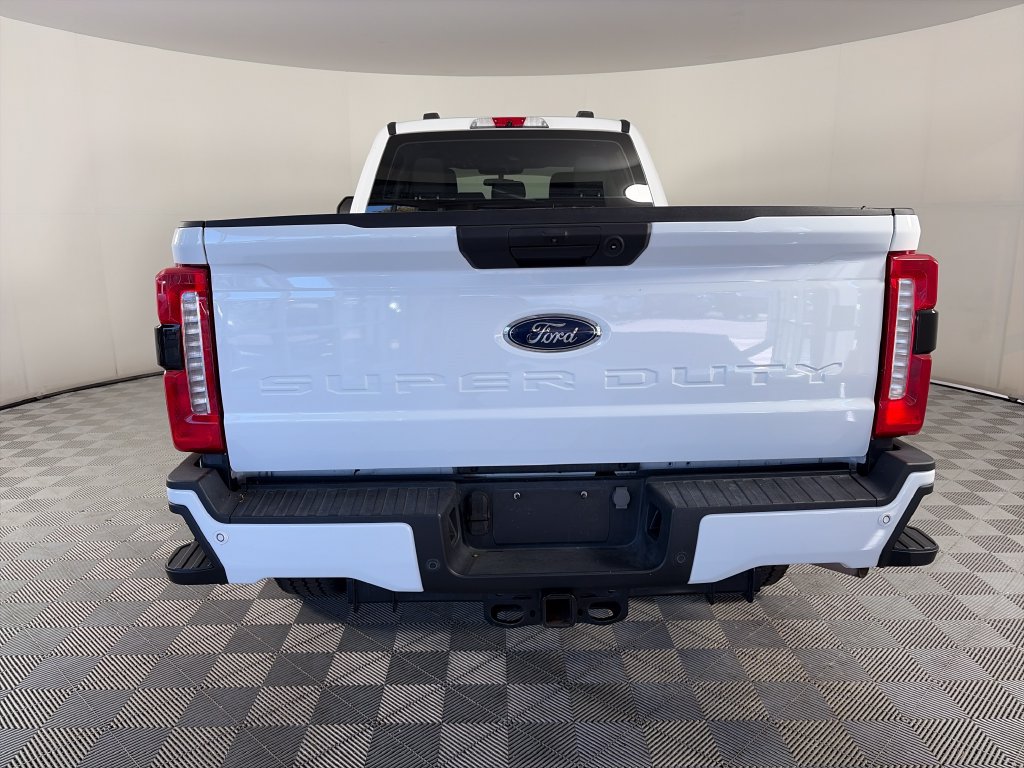 Used 2023 Ford F250 XL w/ STX Appearance Package AWD/4WD image 6