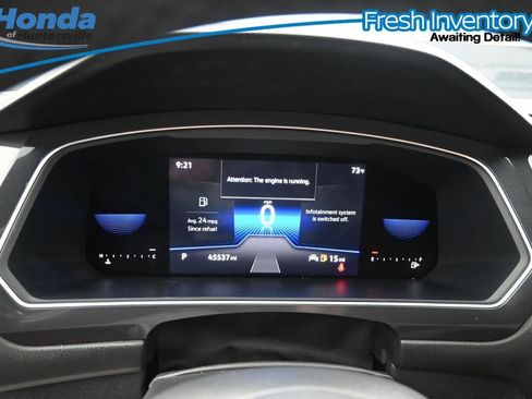Used 2022 Volkswagen Tiguan SE R-Line FWD image 15