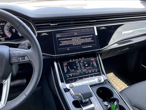 Used 2026 Audi Q8 Premium Plus AWD/4WD image 7