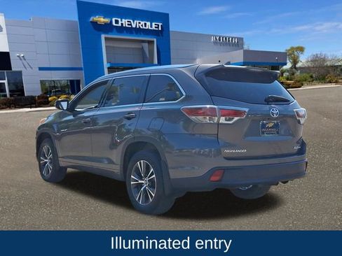 Used 2016 Toyota Highlander XLE AWD/4WD image 23
