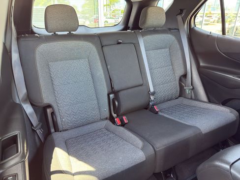 Used 2022 Chevrolet Equinox LT AWD/4WD image 37