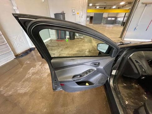 Used 2012 Ford Focus SE image 23