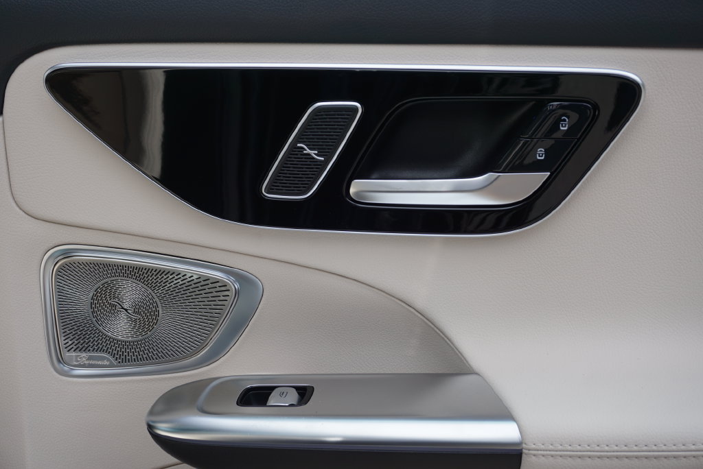 Used 2025 Mercedes-Benz C 300 4MATIC Sedan image 58