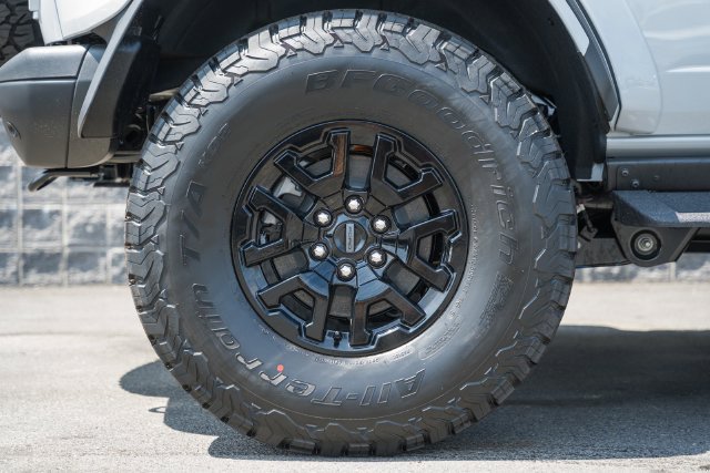 New 2026 Ford Bronco Raptor w/ Interior Carbon Fiber Pack AWD/4WD image 28