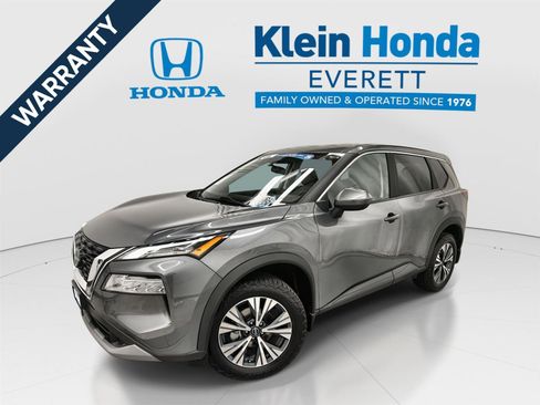 Used 2023 Nissan Rogue SV image 1