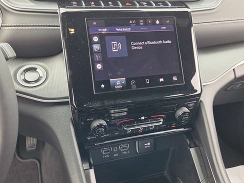 Used 2025 Jeep Grand Cherokee Laredo w/ MOPAR Finishing Package RWD image 17