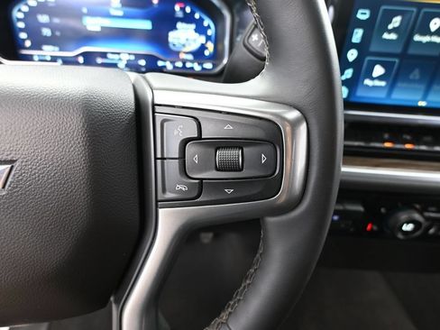 Used 2025 Chevrolet Silverado 3500 LT w/ Safety Package AWD/4WD image 32