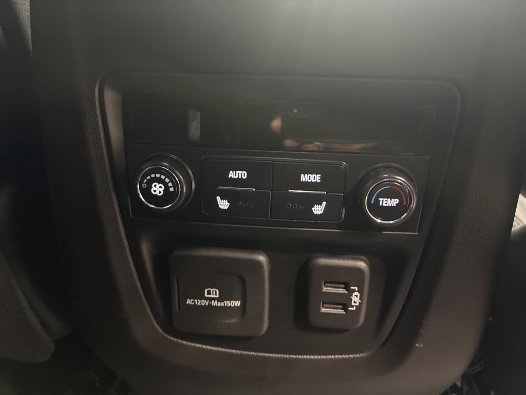Used 2021 Buick Enclave Avenir w/ Avenir Technology Package AWD/4WD image 13