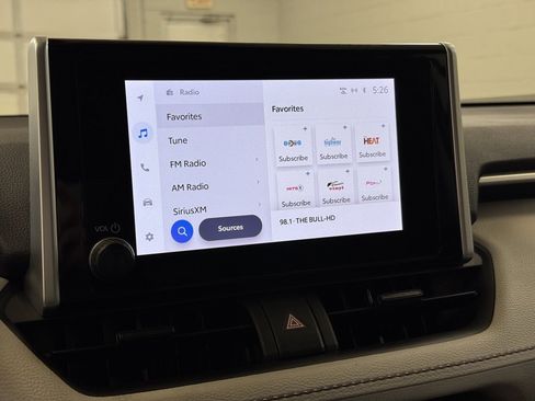 Used 2023 Toyota RAV4 XLE image 40