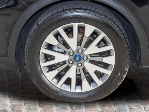 Used 2020 Ford Escape Titanium w/ Titanium Premium Package 2.0 image 36