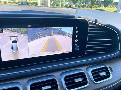 Certified 2023 Mercedes-Benz GLS 450 4MATIC image 19