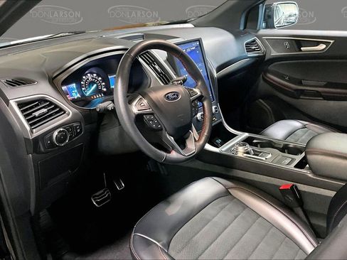 Used 2024 Ford Edge ST-Line image 17