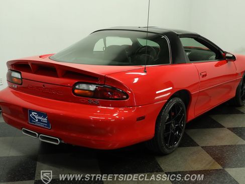 Used 2002 Chevrolet Camaro Z28 w/ SS Performance/Appearance Pkg RWD image 11