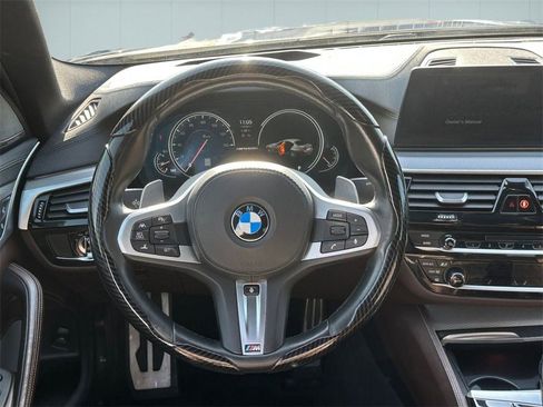 Used 2018 BMW M550i xDrive image 20