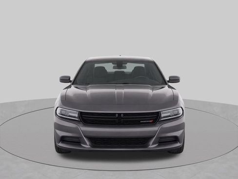 Used 2019 Dodge Charger SXT RWD image 5