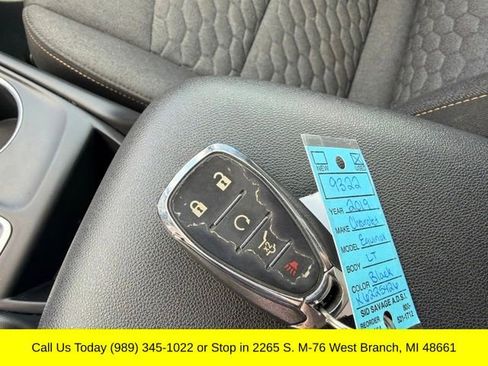 Used 2019 Chevrolet Equinox LT w/ Driver Convenience Package AWD/4WD image 20